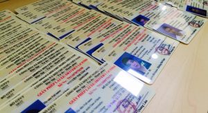 Bị mất bằng lái xe máy phải làm sao?